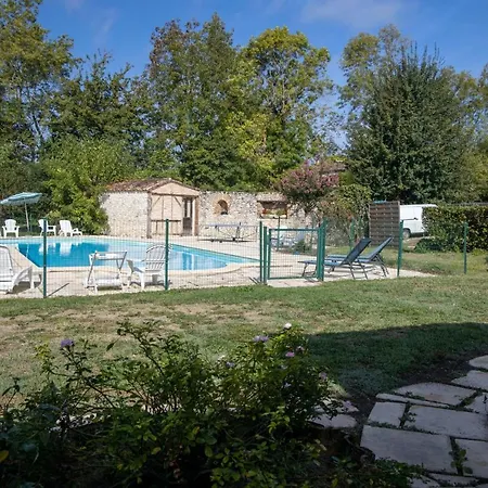 Σπίτι διακοπών Maison Spacieuse A Thenac Avec Piscine Privee *