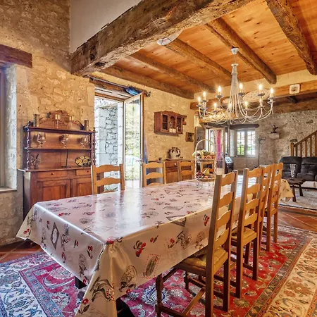 Maison Spacieuse A Thenac Avec Piscine Privee Σπίτι διακοπών *